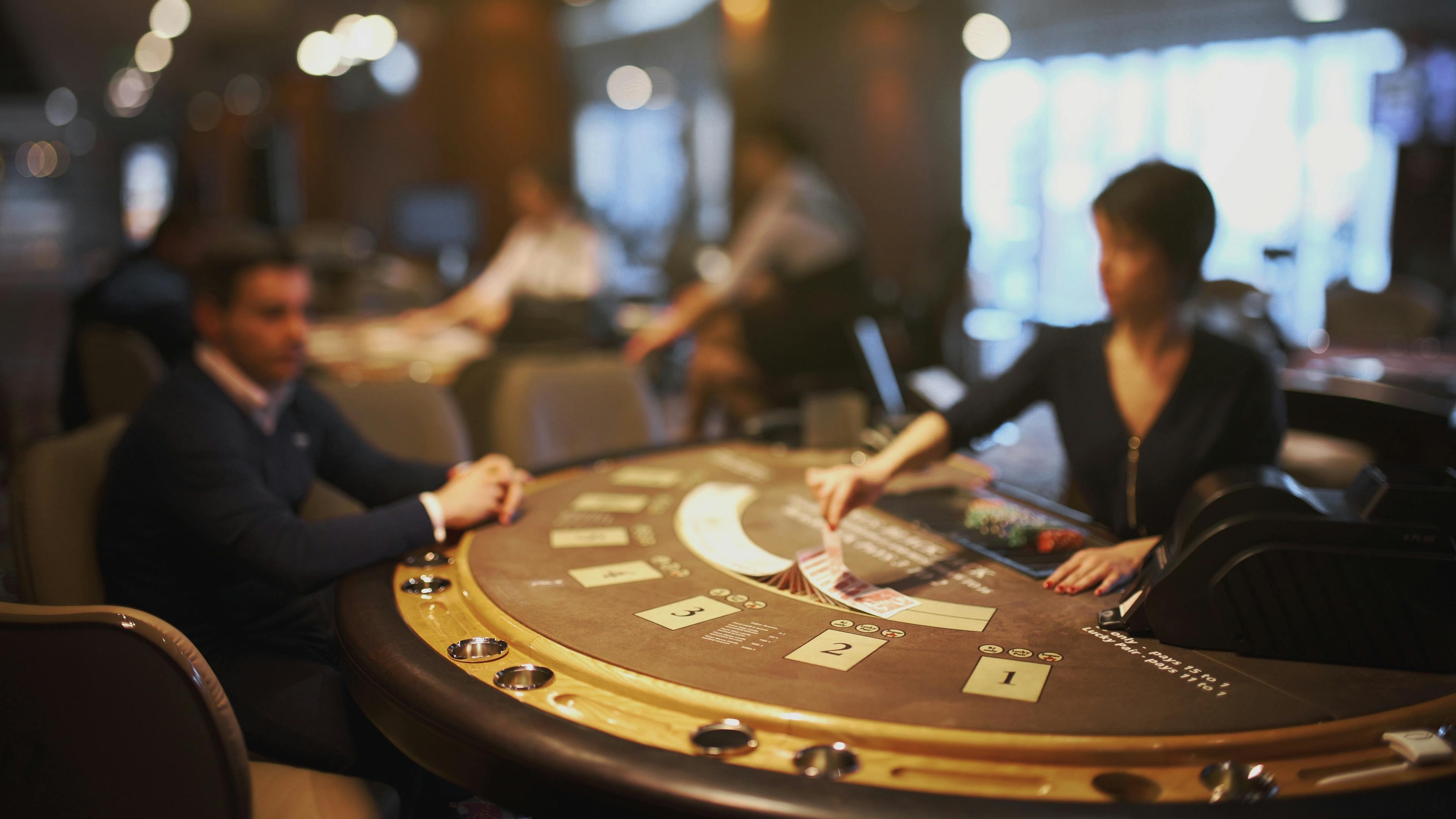 Giao diện sảnh game đa dạng tại kqxs kon tum với slot online và live casino